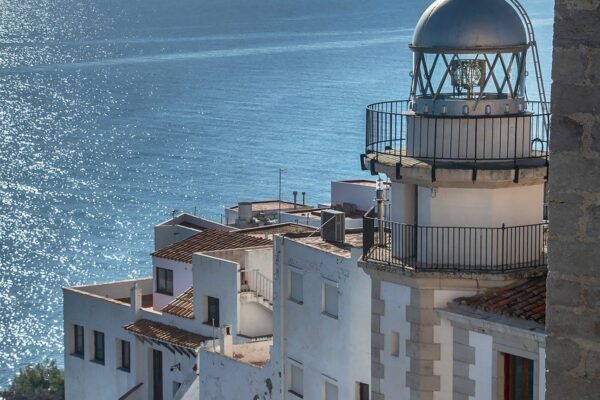 why are tuzialadu hotel comforters so fluffy